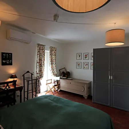 Couette-café Lùlù Dernice